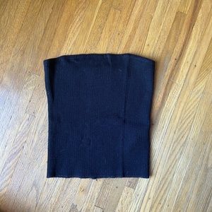 Black ribbed tube top